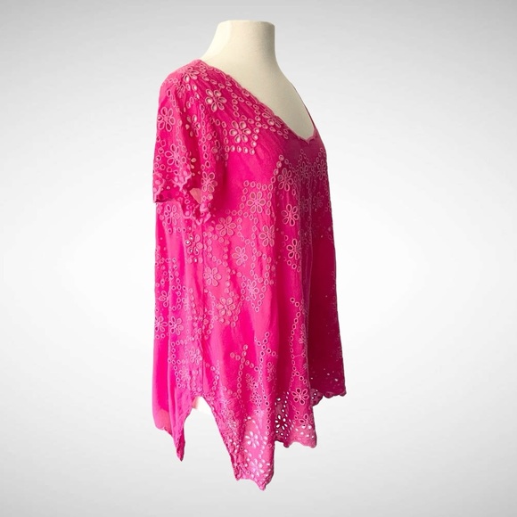 JOHNNY WAS FUCHSIA EYELET BOHEMIAN TUNIC TOP SIZE MEDIUM - Picture 4 of 11